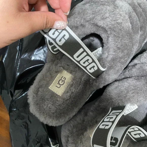 Ugg Fluff Slide - Picture 6 of 7